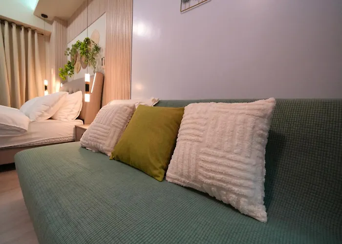 The Tropical Nook *